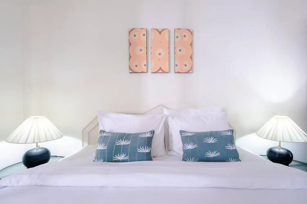 Private Apartment 6244 At Jayakarta Residence سمينياك إندونيسيا